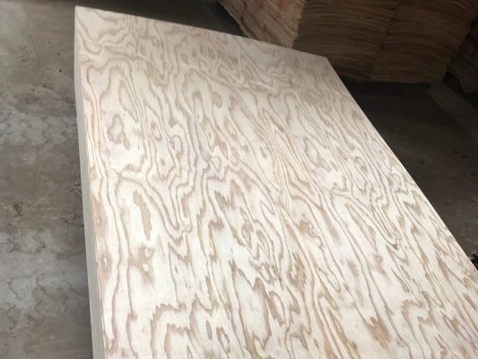 Gỗ Plywood làm từ gỗ tần bì