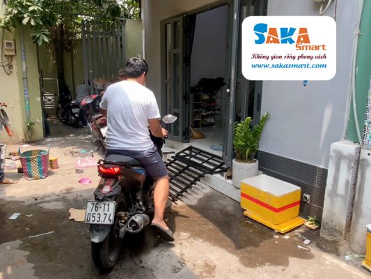 Chọn mua dốc dắt xe gấp gọn tại SakaSmart