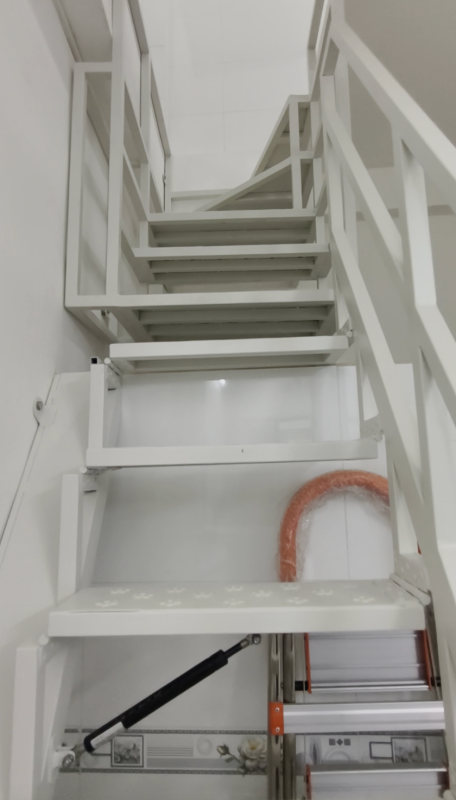 Thang xếp gọn với kiểu dáng sang trọng